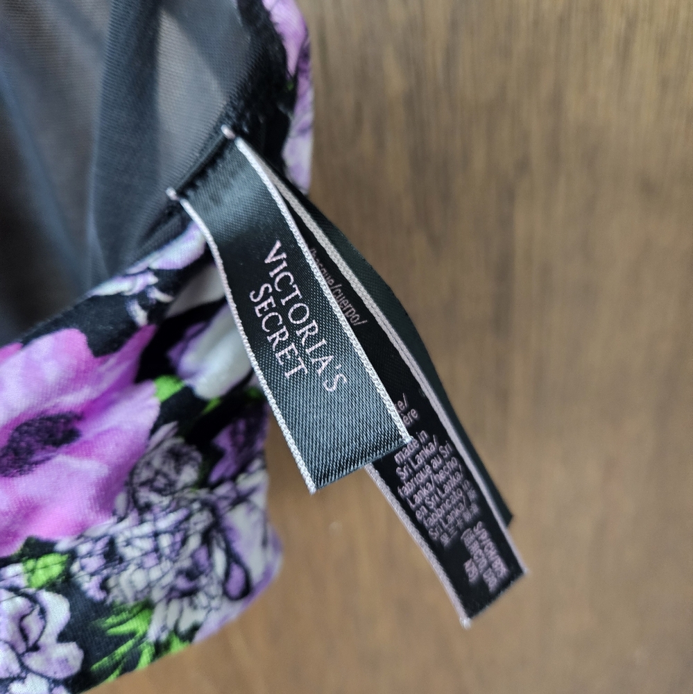 Victoria's Secret Floral Bralette Bra - Black and Pink - Picture 3 of 4
